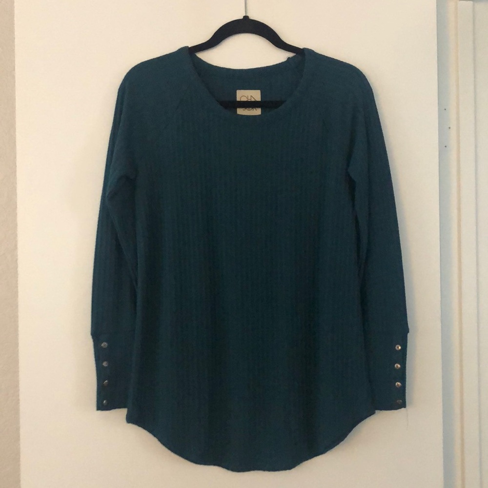 Long sleeve shirt